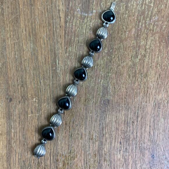 Vintage Signed‎ CPT Sterling 925 & Genuine Black Onyx Bracelet BROKEN CLASP - Picture 2 of 5